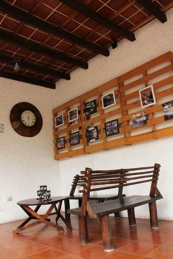 Casa Bourbon Hotel Retalhuleu Exterior photo